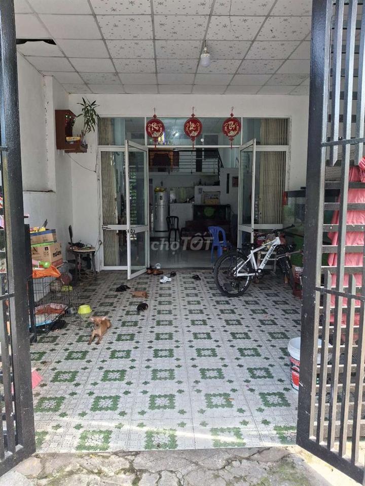 Nhà cấp 4 gác lửng