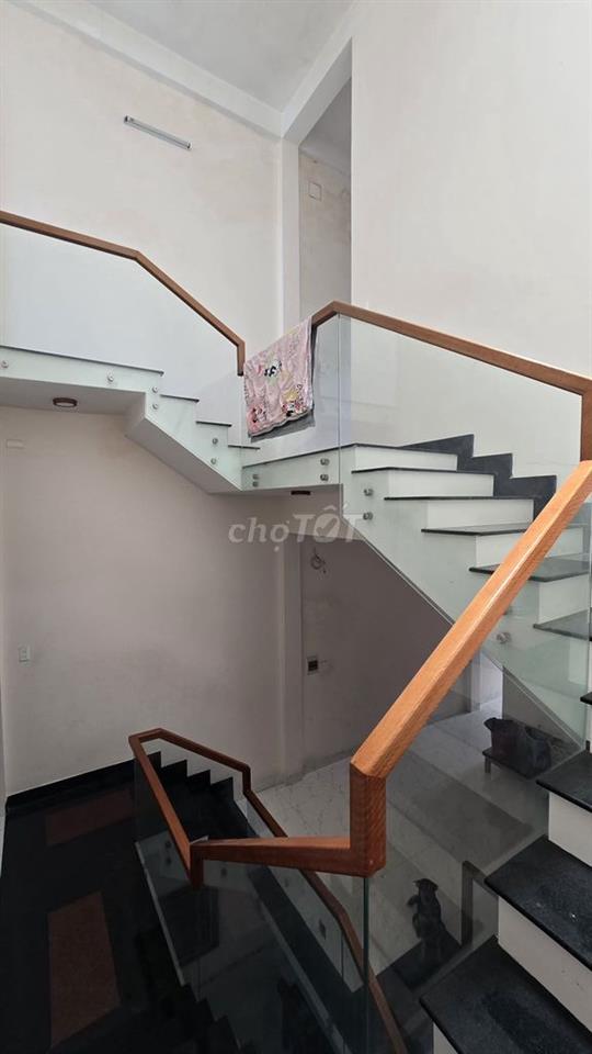 [GÓC BÁN NHÀ ĐẸP] SIÊU PHẨM 3 TẦNG 5PN GẦN CẦU TUYÊN SƠN