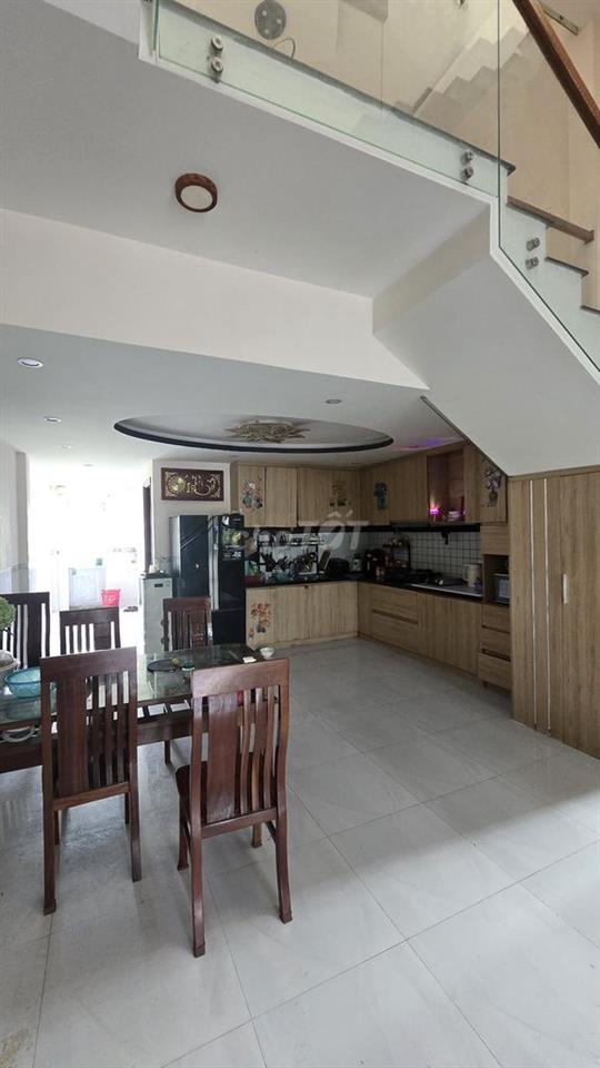 [GÓC BÁN NHÀ ĐẸP] SIÊU PHẨM 3 TẦNG 5PN GẦN CẦU TUYÊN SƠN