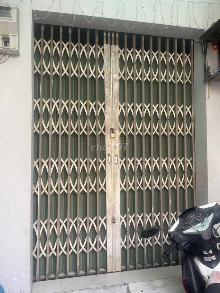 Nha ở riêng biệt, thông thoáng, thich hop ở gđ