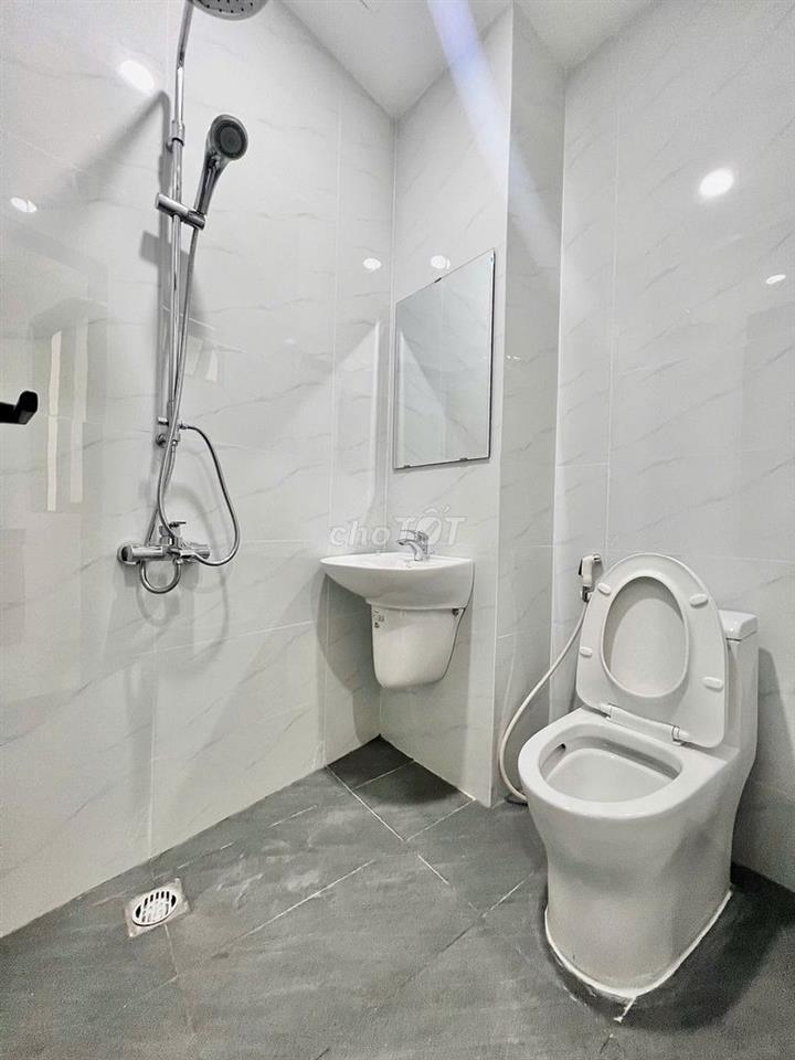 Phòng Full Nội Thất - Ngay CV Tầm Vu, Gần Đh Giao Thông Vận Tải BT