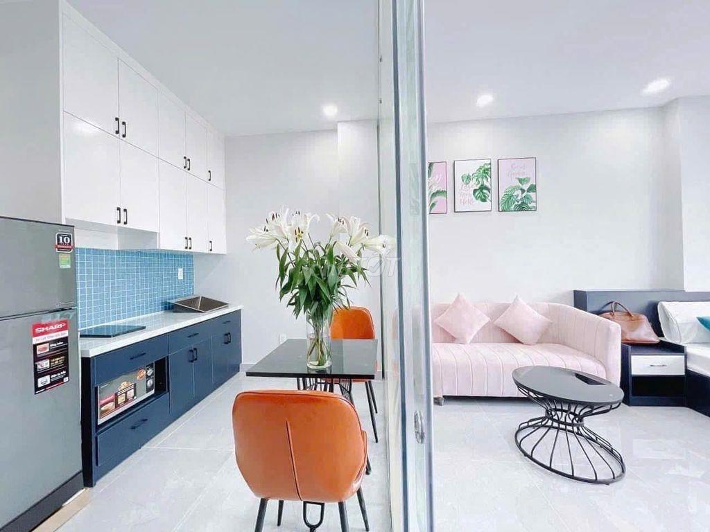 Căn hộ ban công - Lê Văn Sỹ, ngay Bờ Kè Trường Sa Quận 3