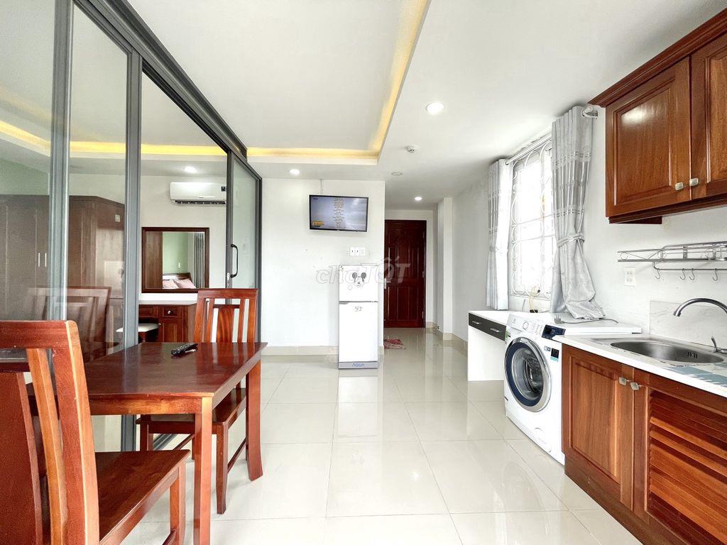 Căn Hộ Ban Công - Ngay Bờ Kè HOÀNG SA, MÁY GIẶT RIÊNG