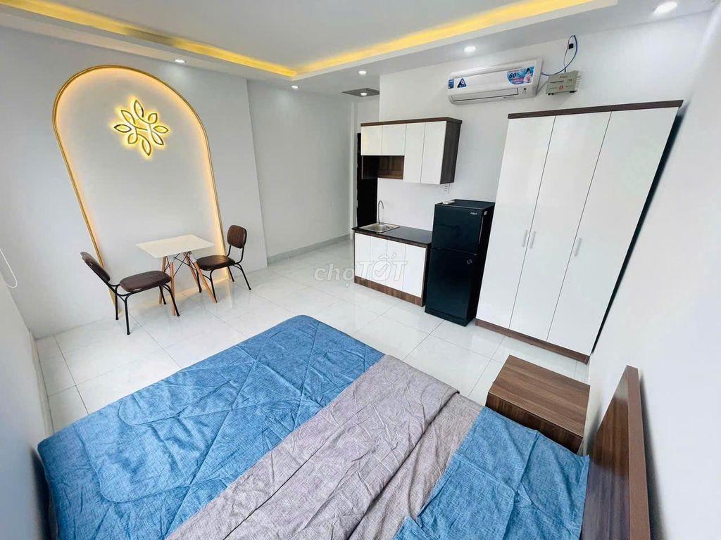 Phòng Đón Nắng - PHAN HUY ÍCH gần Khu Công Nghiệp Tân Bình