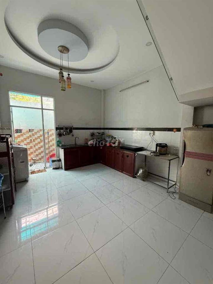 NHÀ 4 TẦNG BTCT (4x17.5)  - HẺM XE HƠI - KHU DÂN CƯ ĐÔNG-4PN-4WC-5,4ty