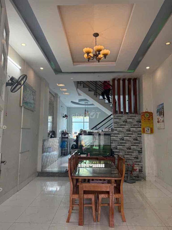 NHÀ 4 TẦNG BTCT (4x17.5)  - HẺM XE HƠI - KHU DÂN CƯ ĐÔNG-4PN-4WC-5,4ty
