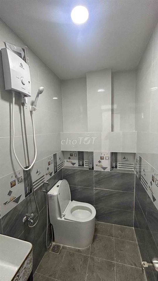 NHÀ 2TẦNG-2PN-2WC-NHÀ MỚi VÀO Ở LIỀN-GẦN AOEN-BẾN XE MIỀN TÂY-Q6