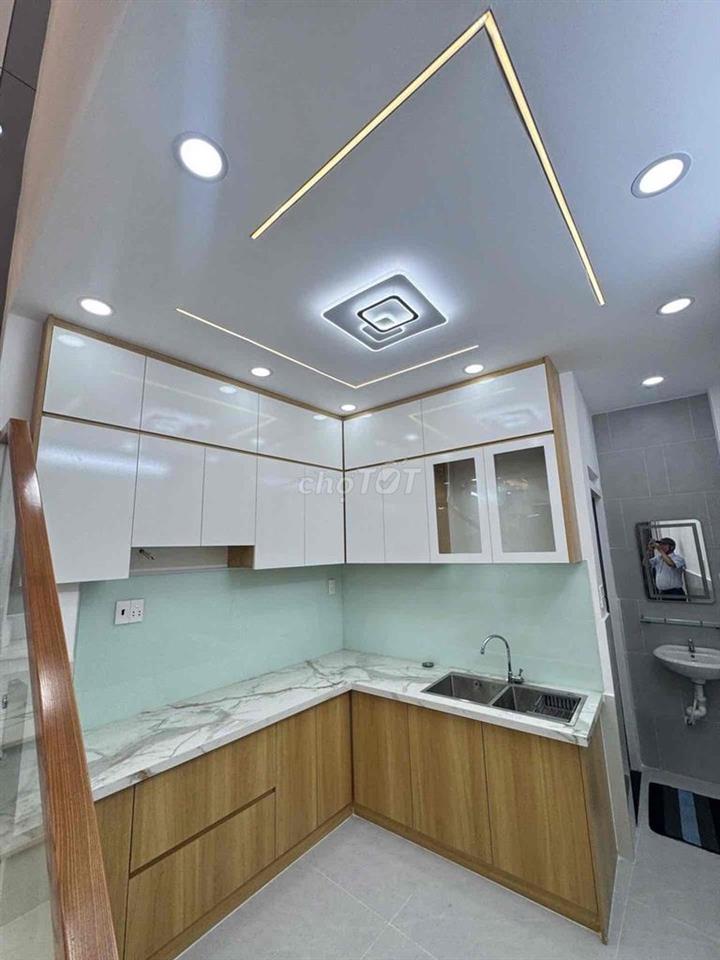 NHÀ MỚI- 3x8m-2PN-2WC-1BC-HEM BA GÁC-KHU DÂN TRi