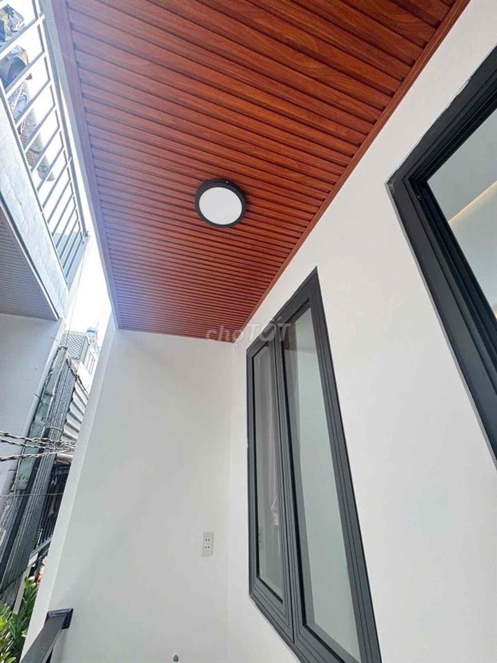 NHÀ MỚI- 3x8m-2PN-2WC-1BC-HEM BA GÁC-KHU DÂN TRi