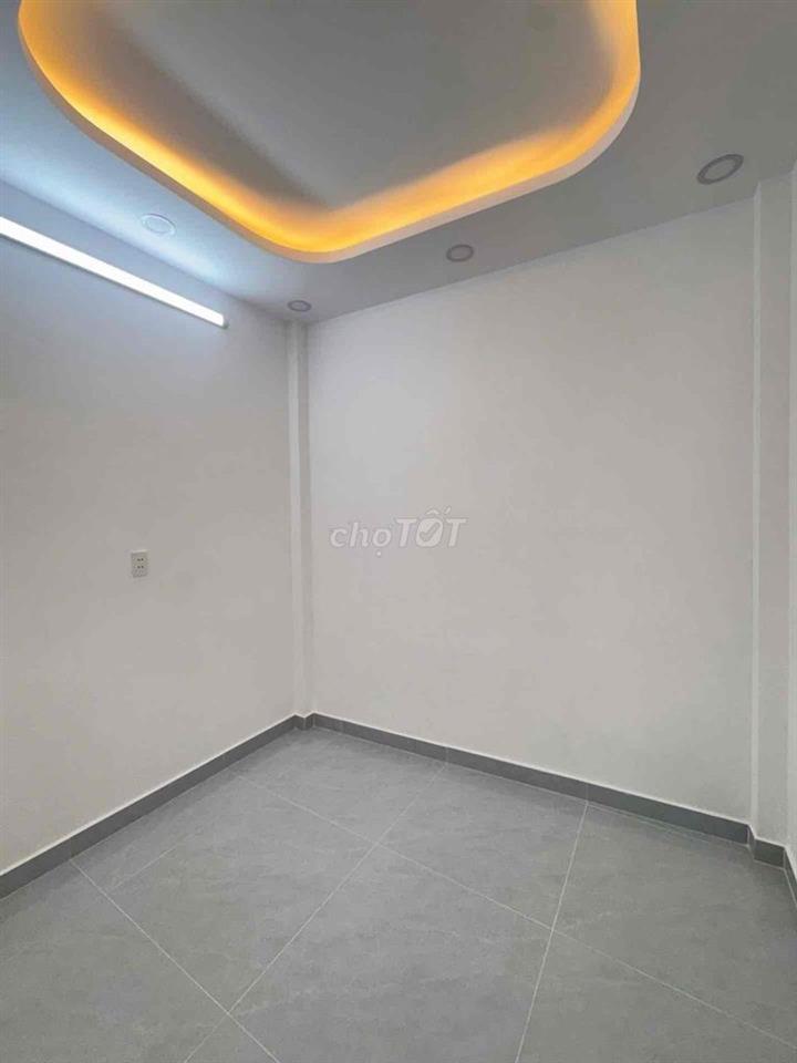 NHÀ MỚI- 3x8m-2PN-2WC-1BC-HEM BA GÁC-KHU DÂN TRi
