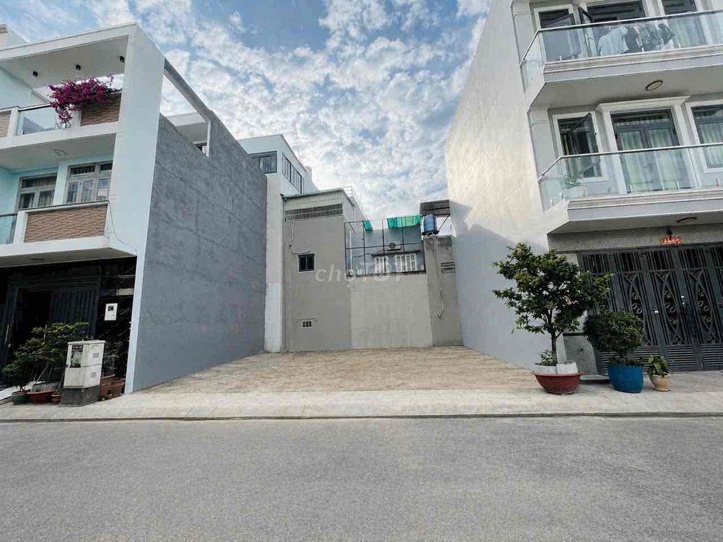 ĐẤT 5,5 X 10M,TỈNH LỘ 10,BÌNH TÂN,  KHU PHÂN LÔ, GIÁ 3 TỶ6 CÒN THƯƠNG