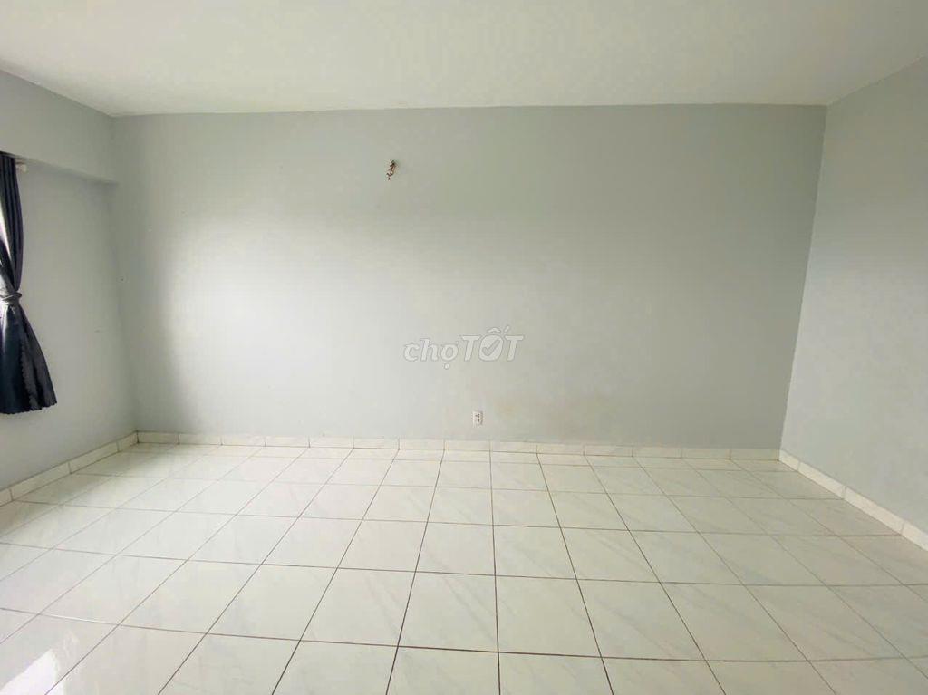 Topaz Celadon City - 50m2. 1PN-1WC, Giá 7TR500 - Nhà Trống Ở Ngay