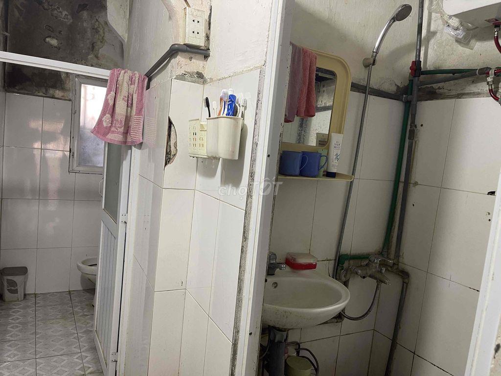 Cho thuê nhà ăn hộ tập thể