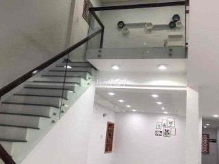 [Tin chính chủ] Nhà mặt tiền, diện tích lớn, rộng thoáng, có lộ thiên