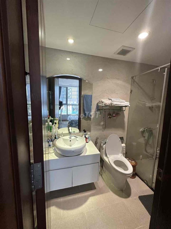 Cần bán Căn hộ 2 PN Vinhomes central park view đẹp