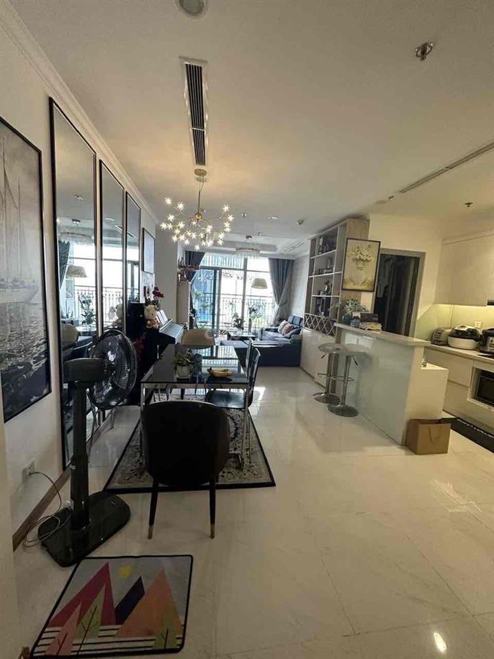 Cần bán Căn hộ 2 PN Vinhomes central park view đẹp