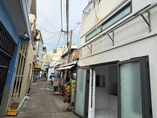 Cần bán nhà hẻm xe hơi