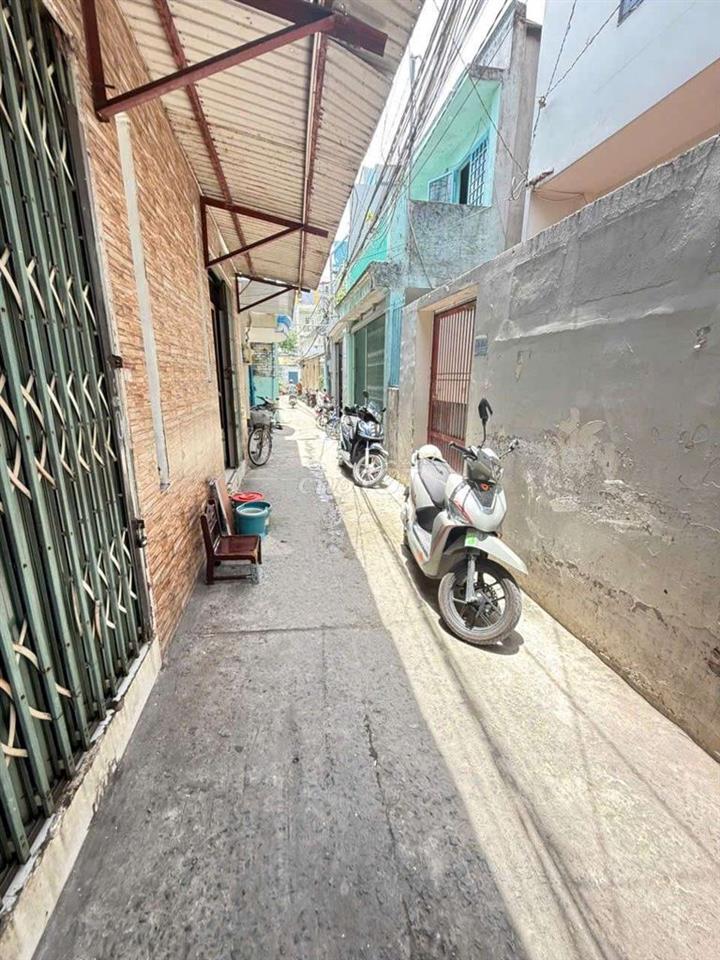 Nhà Nguyễn Văn Quá dt 3.5x4m 1 lầu
