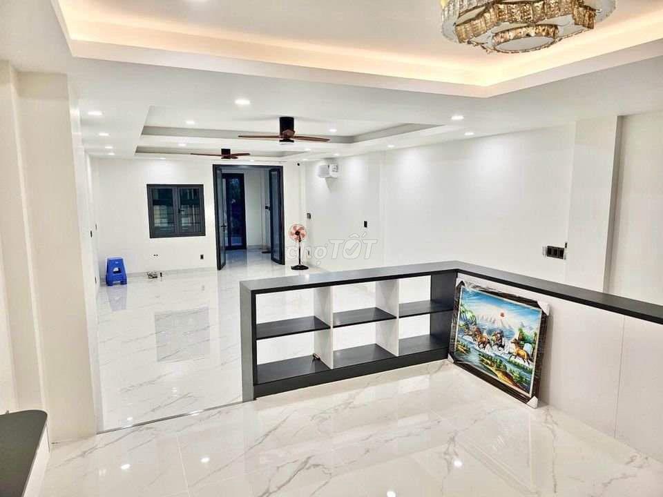 Nhà cho thuê tại 134/2A Hoàng Hoa Thám, Phường 12, Quận Tân Bình 