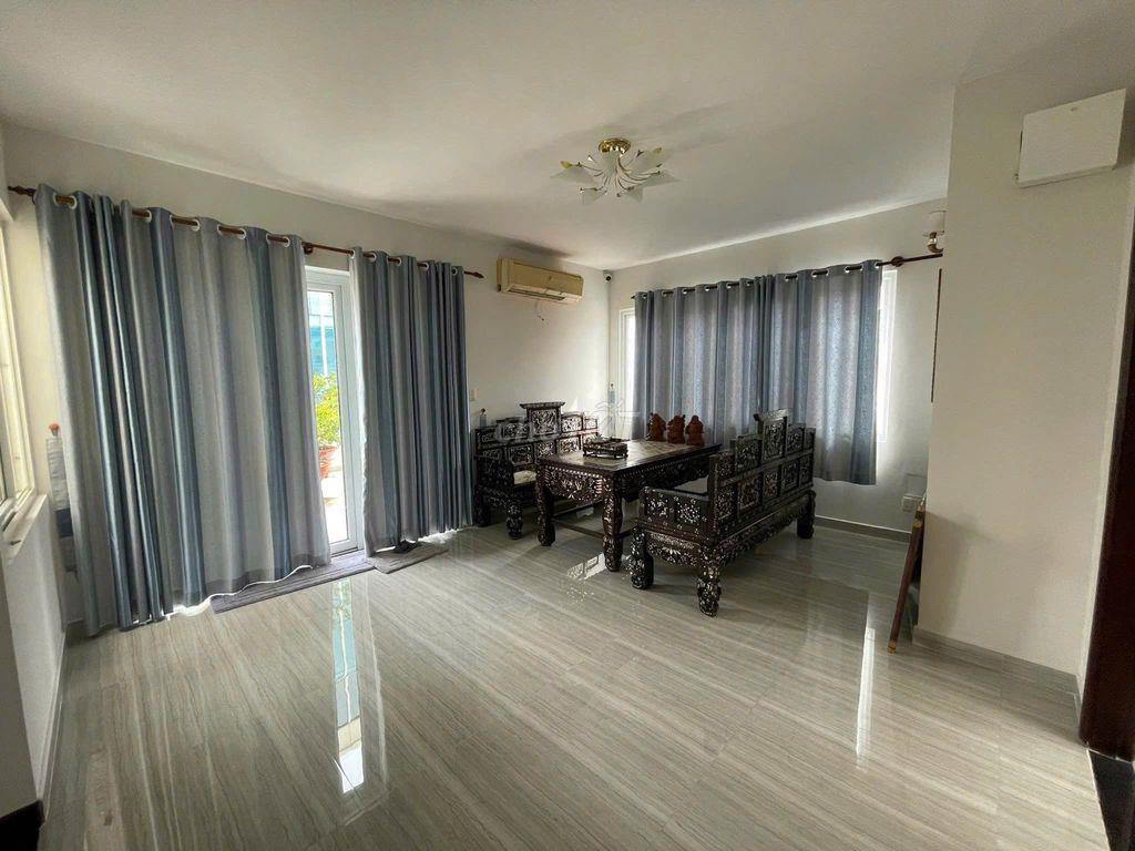 Cho Thuê nhà 1/8C Hoàng Việt, Phường 4, Quận Tân Bình