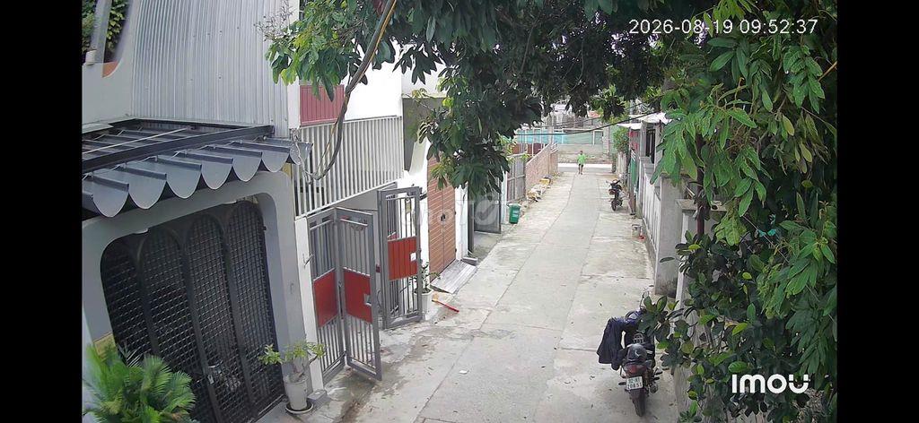 Nhà 2,5 Tầng Kiệt Ô Tô Tô Hiệu bên hông trường Tiểu học