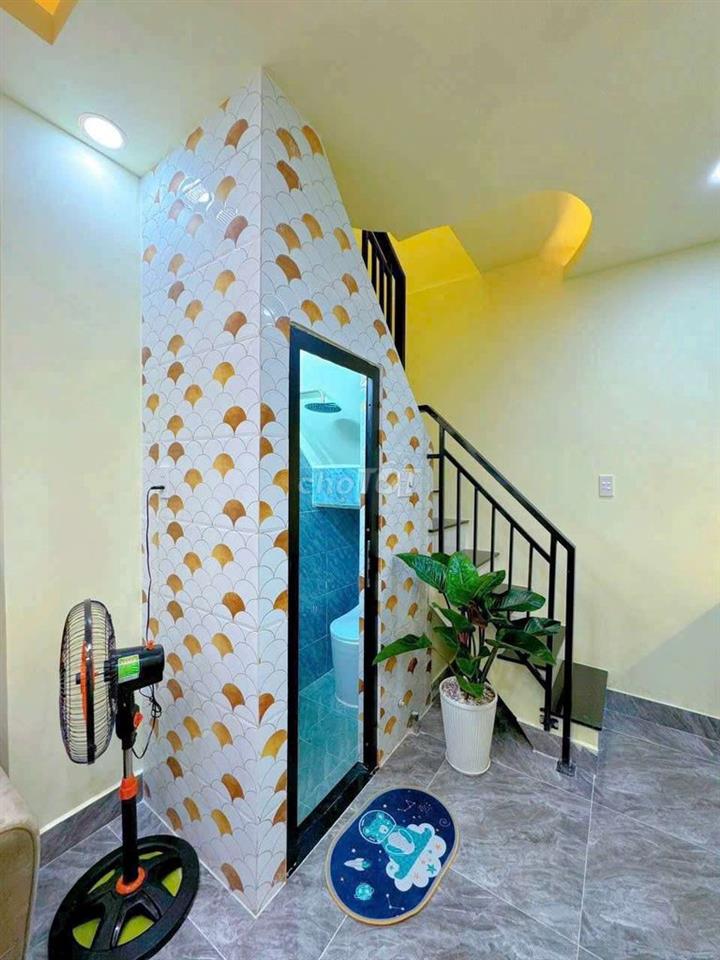 nhà bán nguyễn kiệm