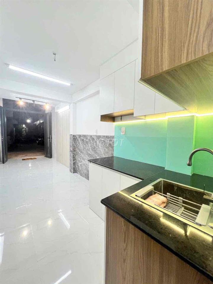 NHÀ GẤP BÁN