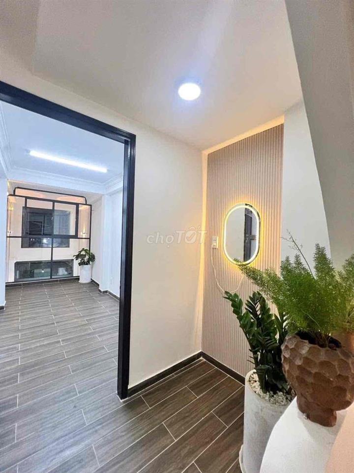 NHÀ GẤP BÁN