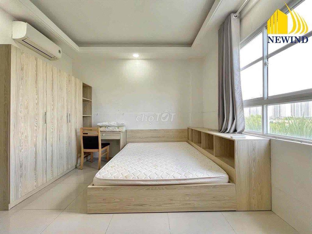 SẴN PHÒNG STUDIO BAN CÔNG THOÁNG, SAU LƯNG VINCOM LÊ VĂN VIỆT
