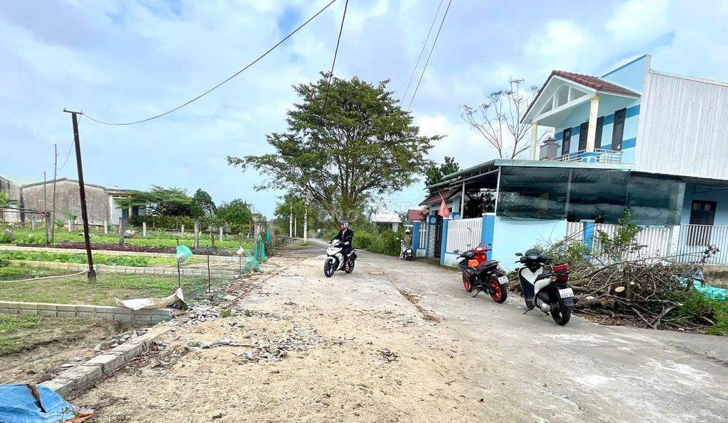 BÁN LÔ ĐẤT NGAY TTHC  ĐIỆN NGỌC - ĐƯỜNG 7M5