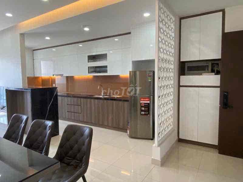 Bán căn hộ 3PN - The Sun Avenue Quận 2
