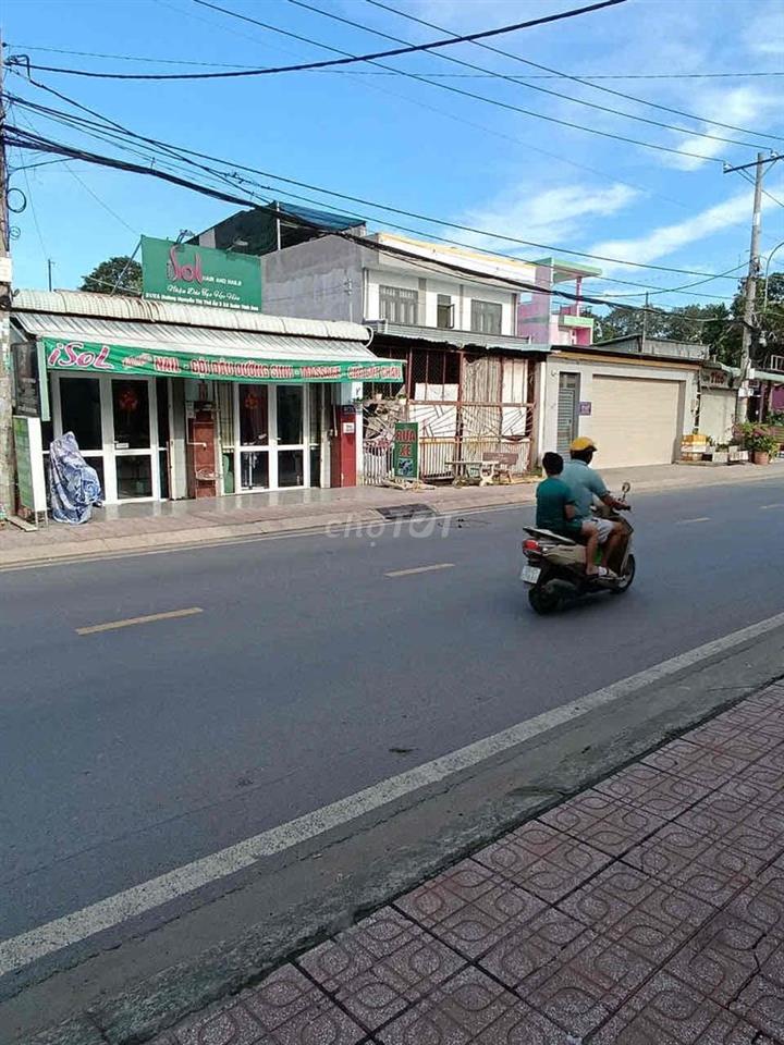 Bán đất tặng nhà