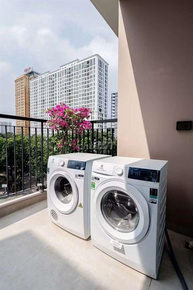 🏙 CHO THUÊ CĂN HỘ 1 PHÒNG NGỦ, BAN CÔNG LỚN, THANG MÁY, BẢO VỆ 24/7 🏙