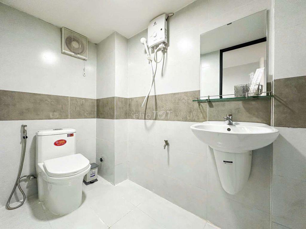 🏢 CĂN HỘ 1 PHÒNG NGỦ, NHÀ MỚI 100%, THANG MÁY, NGAY TRUNG TÂM Q10