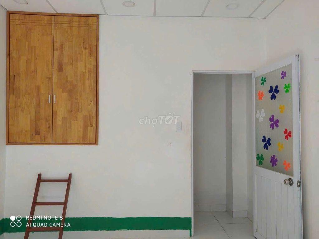 Cho Thuê nhà nhỏ 1 trệt 1 lầu 