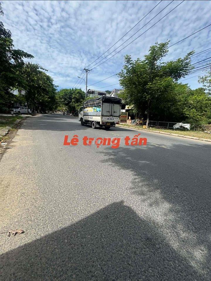 bán nhà cấp 4 mặt tiền trương định