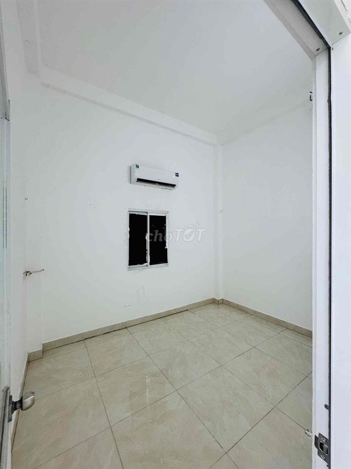 cho thuê mặt tiền huỳnh ngọc huệ