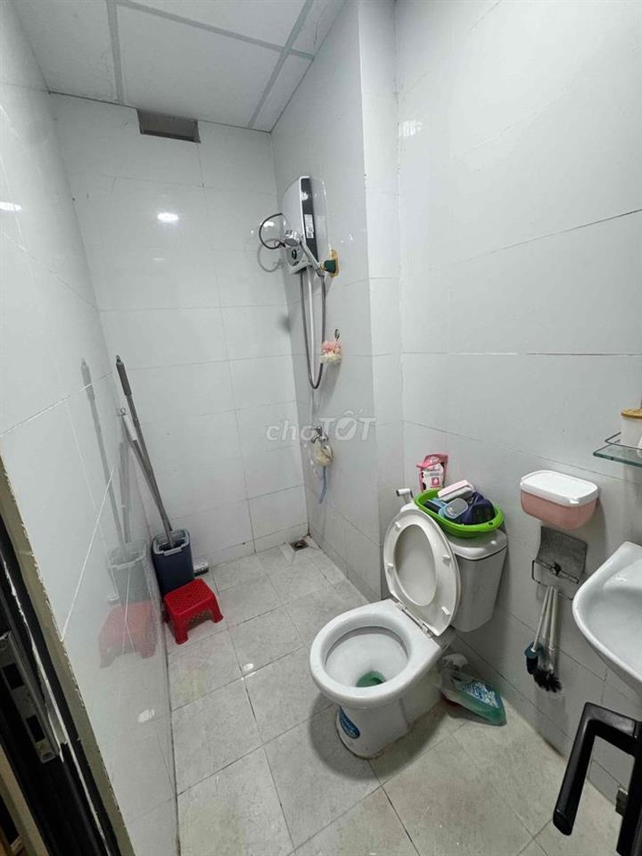 Căn hộ 1PN, 1 WC 38m2 tầng trung