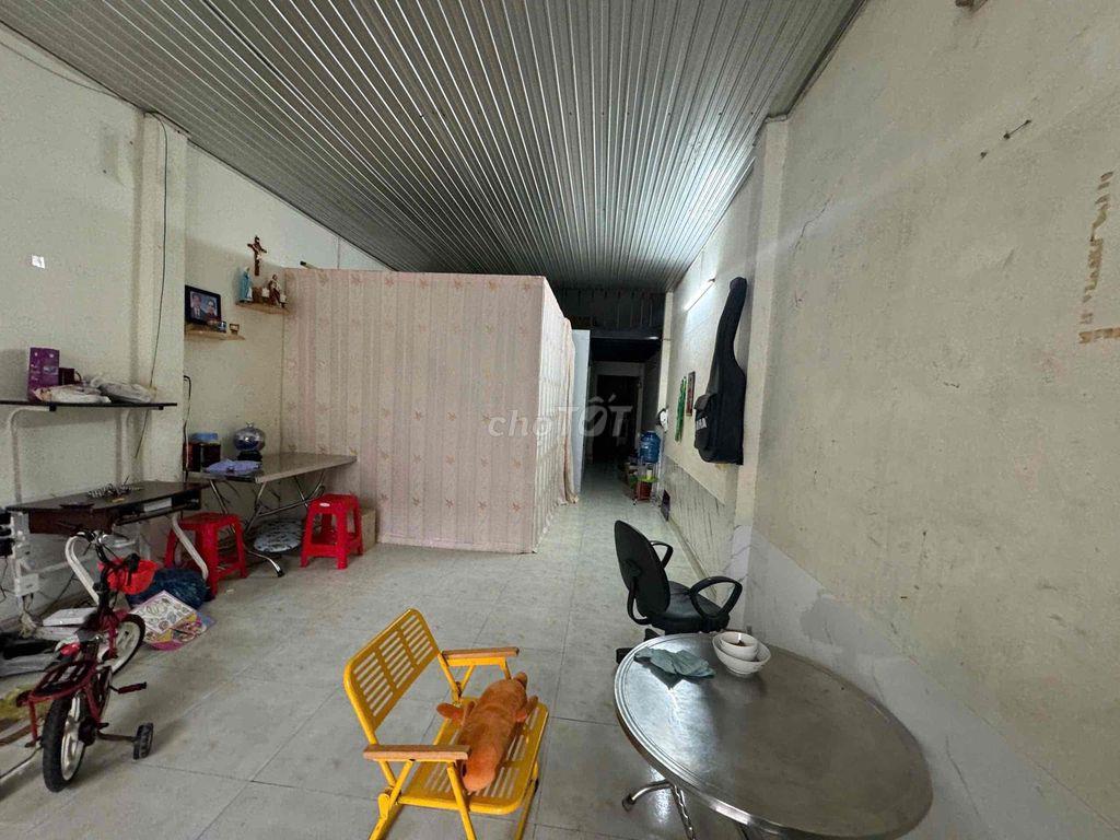 cho thuê kho 8*12, hẻm xe hơi hương lộ3, ngay aeon