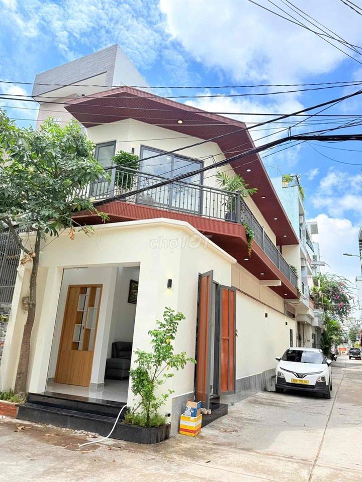 nhà mới nguyên căn 2 mặt tiền 246 đường 26/3