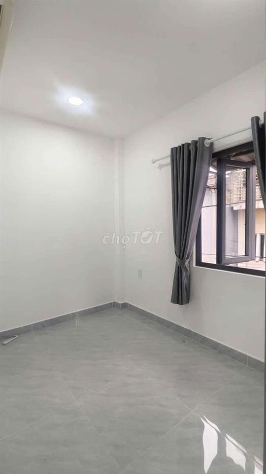 Bán nhà đẹp HTP Q7 cách MT 50m – 3PN – giá 3,49 tỷ TL