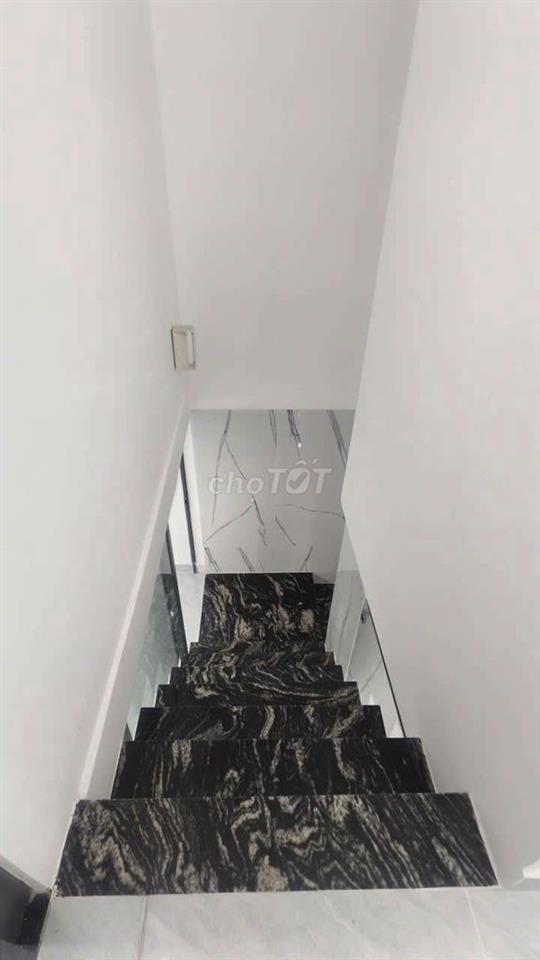 Bán nhà đẹp HTP Q7 cách MT 50m – 3PN – giá 3,49 tỷ TL