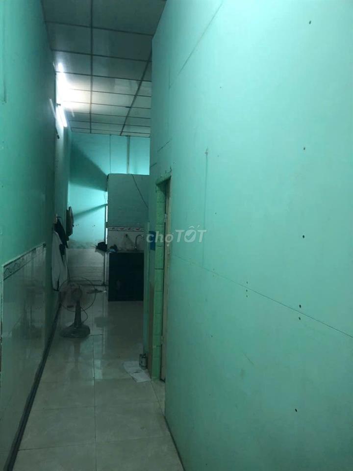 Cho thuê nhà mặt tiền ô tô nguyên căn - Huỳnh Bá Chánh, Tân Nhựt,HCM
