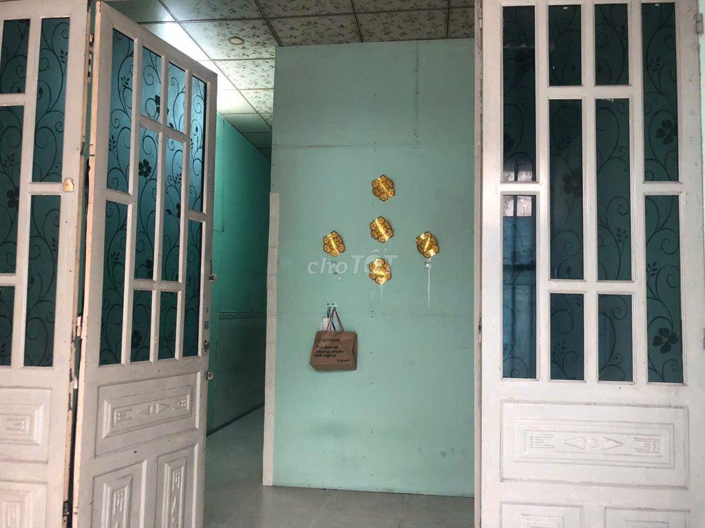 Cho thuê nhà mặt tiền ô tô nguyên căn - Huỳnh Bá Chánh, Tân Nhựt,HCM