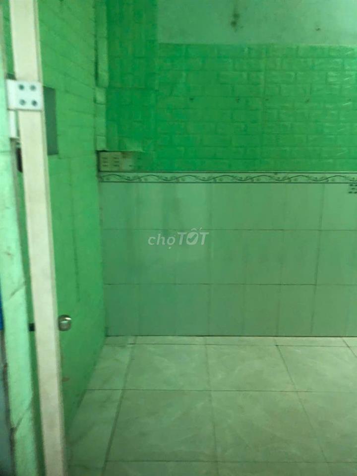 Cho thuê nhà mặt tiền ô tô nguyên căn - Huỳnh Bá Chánh, Tân Nhựt,HCM