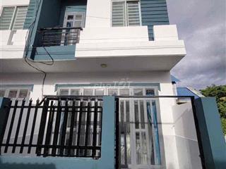 Nhà Lầu MT . xây ở do kẹt tiền cần bán nhanh