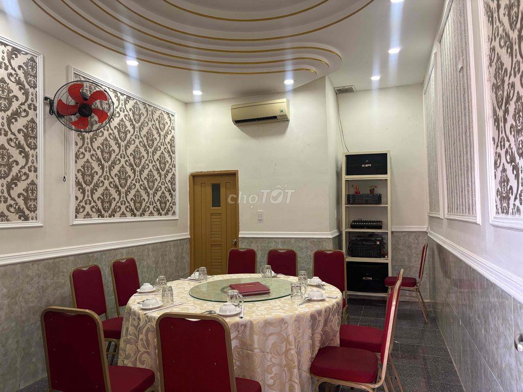 mặt bằng 1300m2 ql50 hợp kd nhà hàng, gym, showroom, bida, kho bãi,..