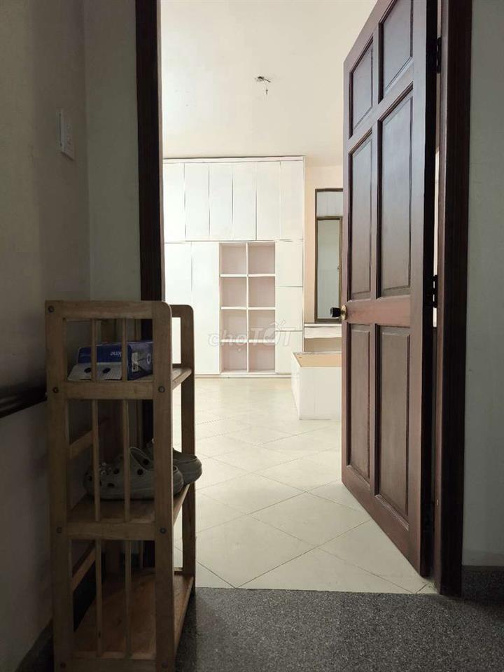 Phòng full nội thất 