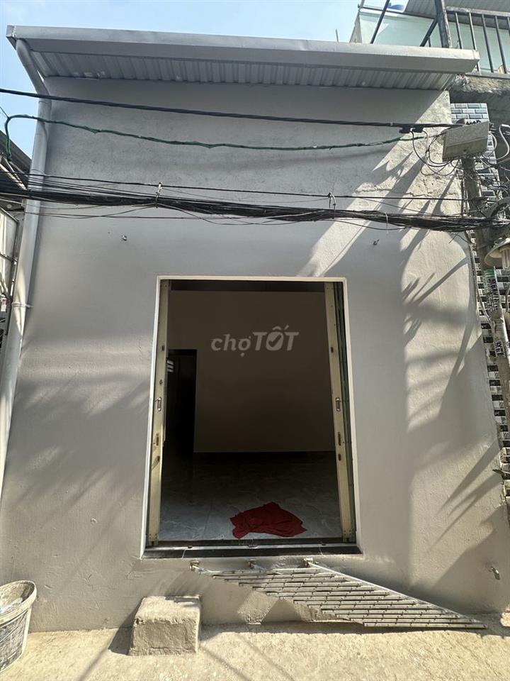 Cho thuê nhà NC, hẻm ba gác, 1 trệt 1 lửng khu vực quận 7