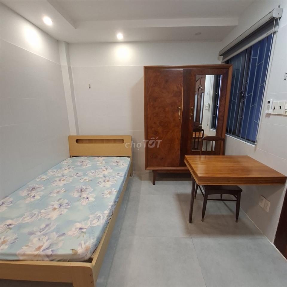 Phòng trọ sát cổng ĐH Văn Lang cs3 Đặng Thùy Trâm